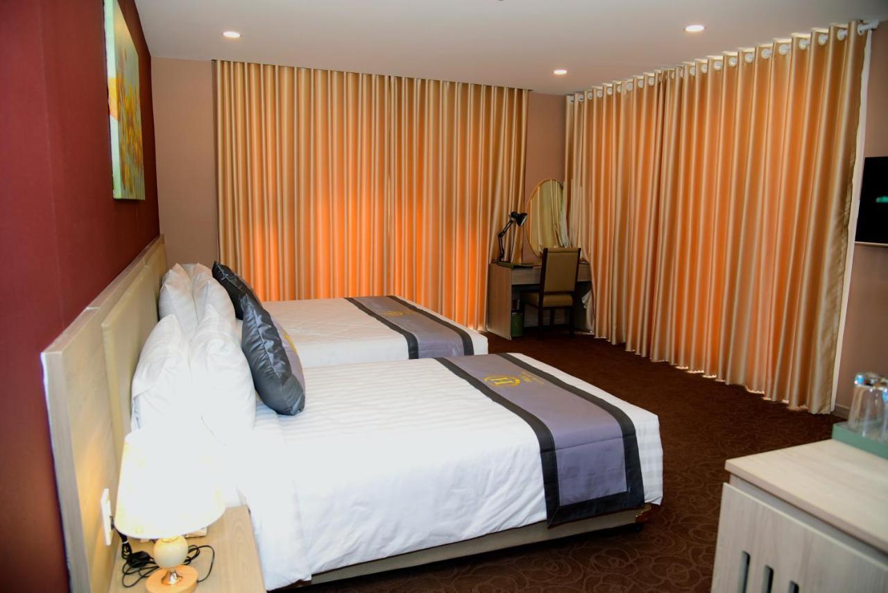 Hera Luxury Khách sạn 4*