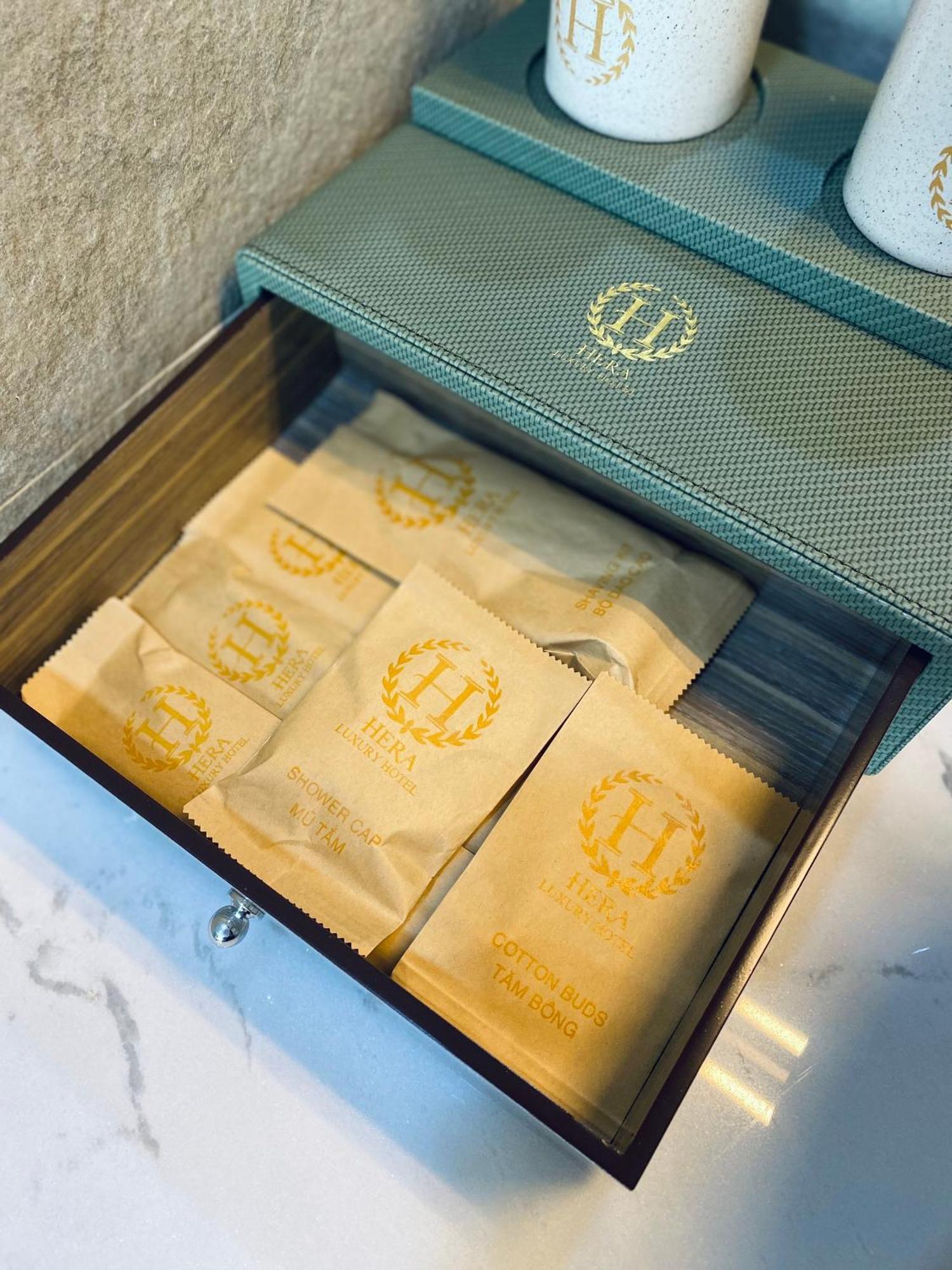 Hera Luxury Khách sạn