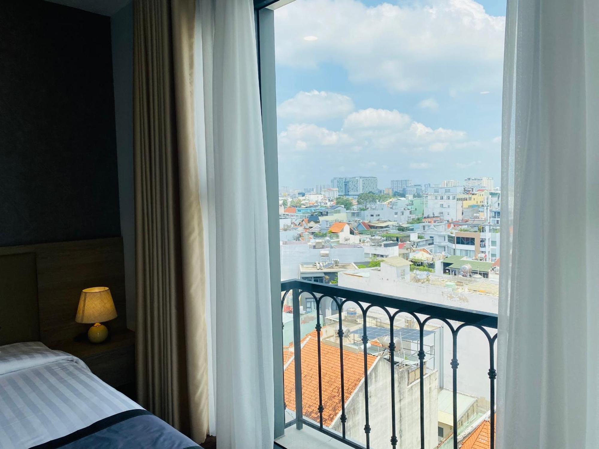 Khách sạn Hera Luxury TP. Hồ Chí Minh