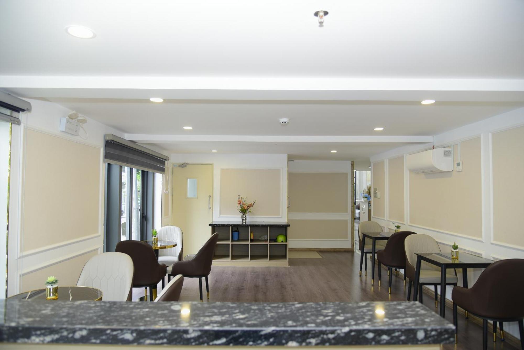 Hera Luxury Khách sạn TP. Hồ Chí Minh